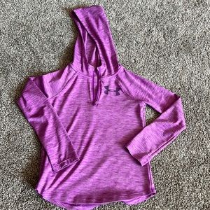 Girls under armour youth Small quarter zip hoodie- like new